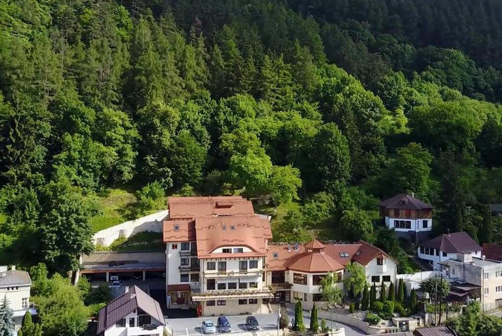 Hotel Kolping Braşov Buitenkant foto